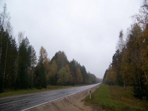 Unendliche Strassen (100_0492.JPG) wird geladen. Eindrucksvolle Fotos aus Lettland erwarten Sie.